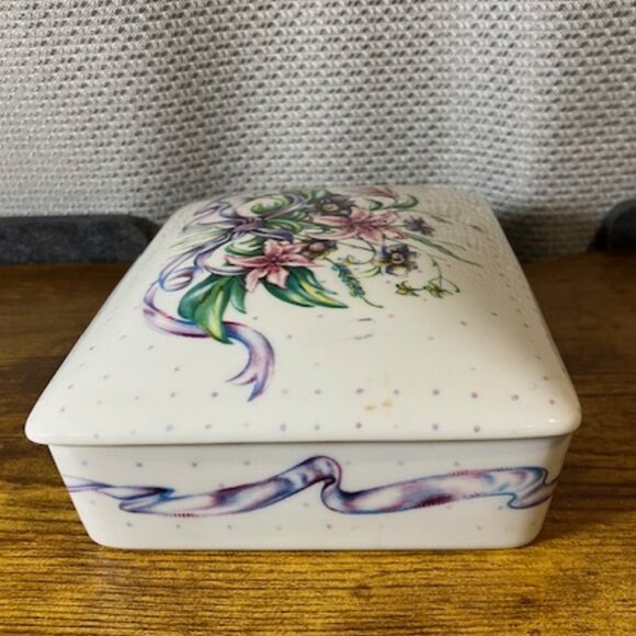 Horchow VTG Porcelain Floral Double Card Box & 2 Decks Original‎ Playing Cards - Picture 3 of 7